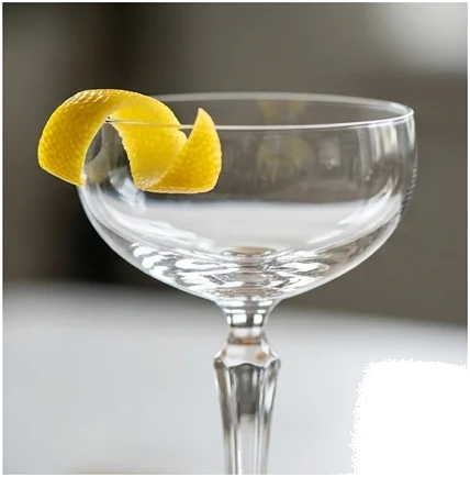 Beyond the Aesthetics: The Real Purpose of Your Cocktail Garnish